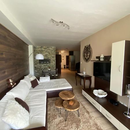 Apartman S Nadhernym Vyhladom Na Tatry Veľký Slavkov Buitenkant foto